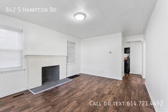 Building Photo - 842 S Hampton Rd