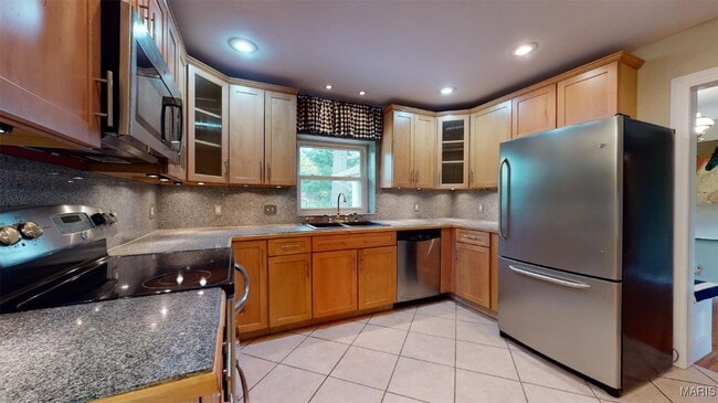 Building Photo - 31 S Tealwood Dr