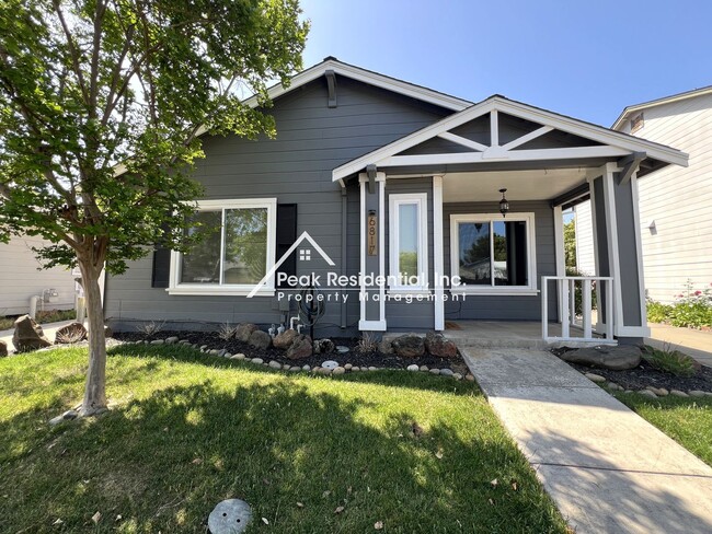Building Photo - Wonderful 3bd/2ba Elk Grove Home with Garage!
