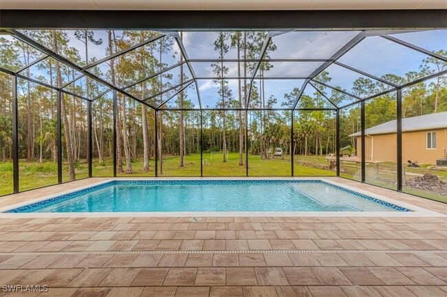 Building Photo - 4029 2nd Ave SE