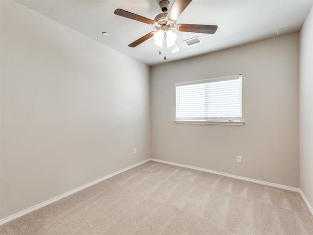 Building Photo - 3405 Cricket Dr