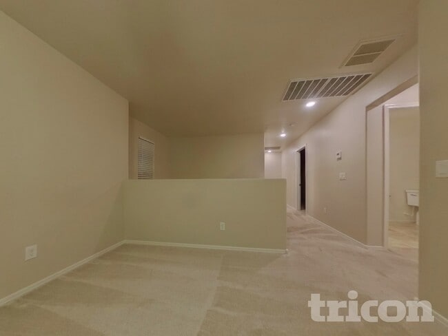 Building Photo - 16221 W La Ventilla Way