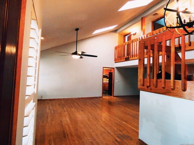 Building Photo - 3623 Green Spring