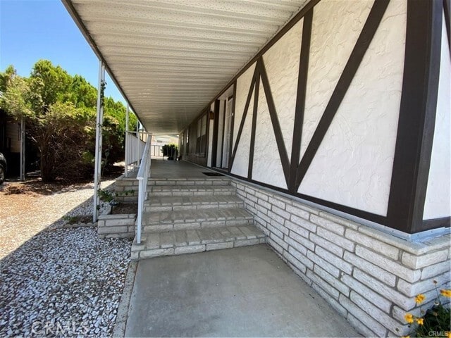 Building Photo - 2230 Lake Park Dr