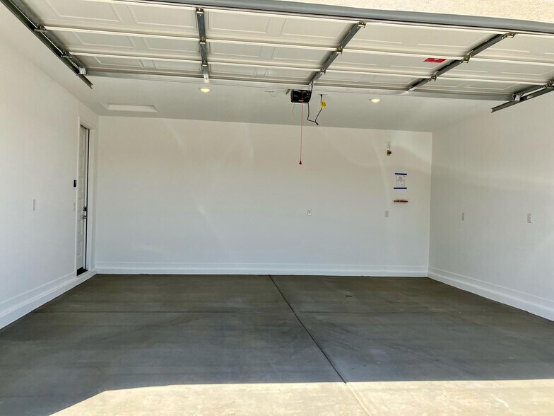 Garage - 16722 W Audrey Ln