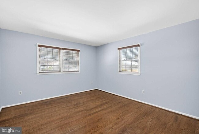 Building Photo - 9125 Donna Dean Dr