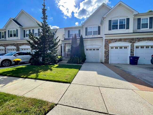 Building Photo - 53 Ross Way