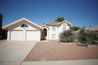 Building Photo - 2045 Pueblo Nuevo Cir