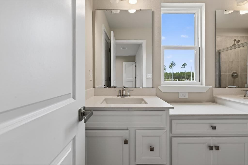Building Photo - 20 Sabal Ct
