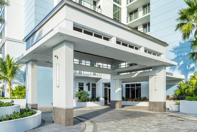 Building Photo - 3 Water Clb Wy
