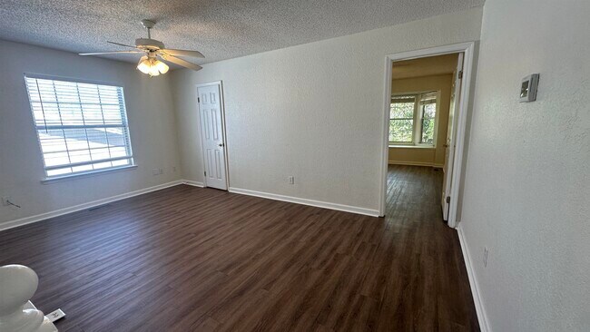 Building Photo - 3480 Daylily Ln