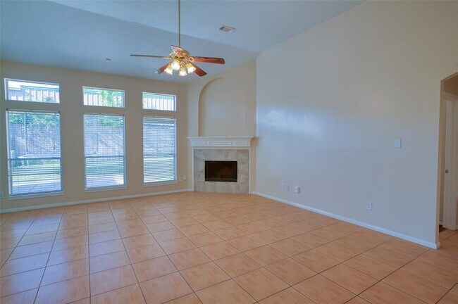 Building Photo - 14918 Appaloosa Ave