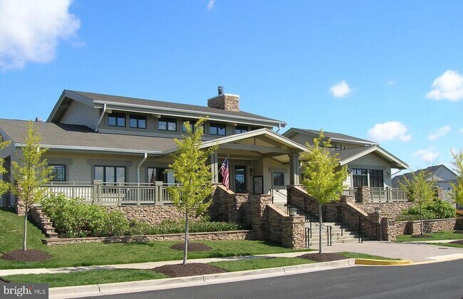 Building Photo - 13003 Martz St