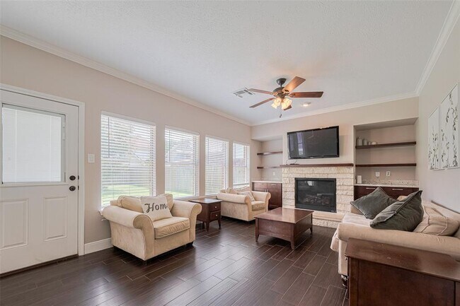 Building Photo - 5706 Georgetown Colony Dr