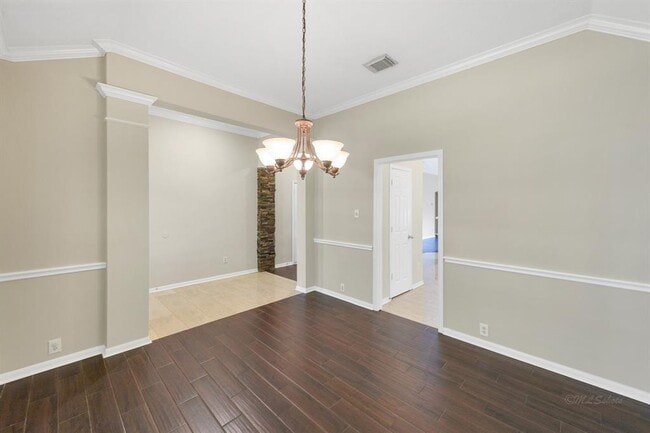 Building Photo - 7211 Bethany Bay Dr