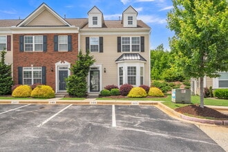 Building Photo - Luxury 3BR/2.5BA Townhome in Riverside Area with Modern Upgrades $1,850/mo rent