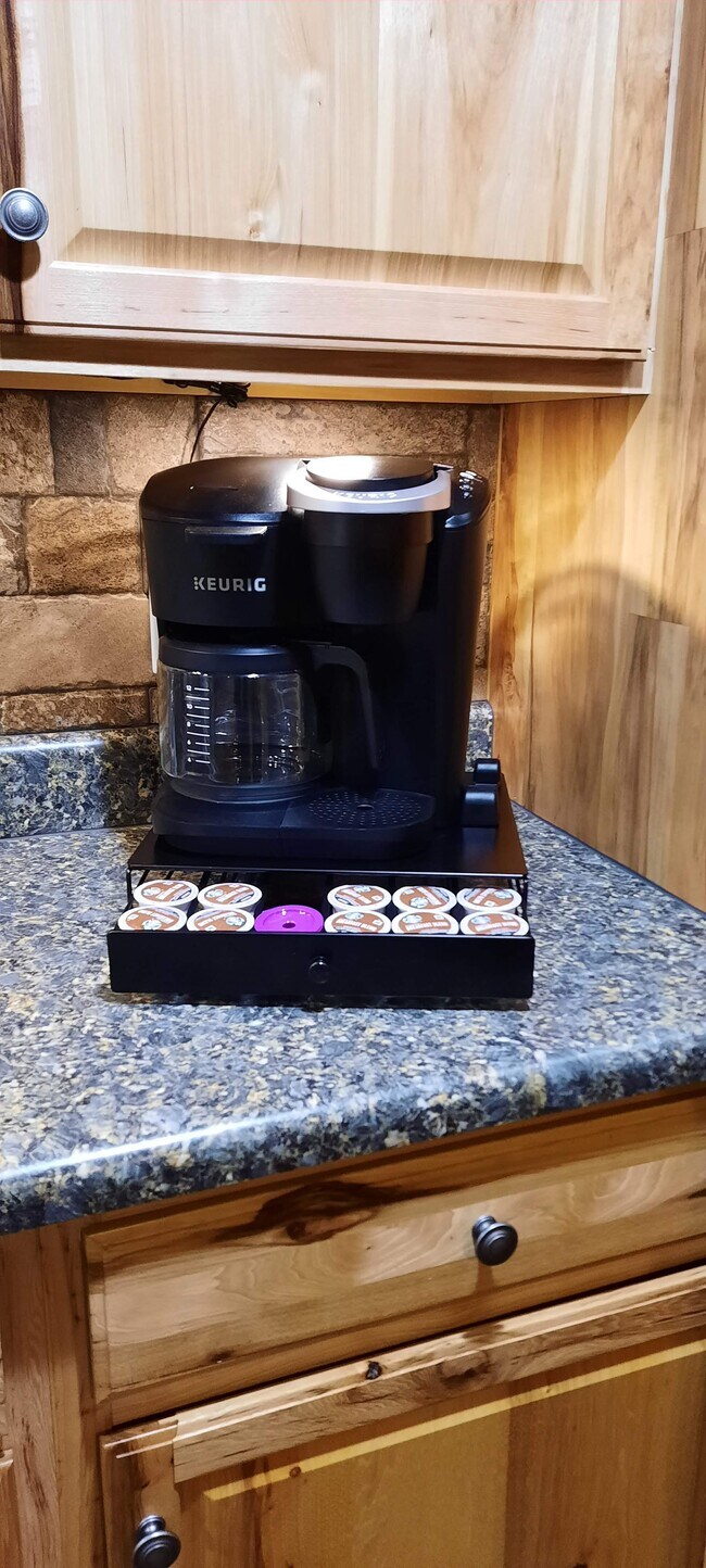 Building Photo - 487 Kentucky Ave