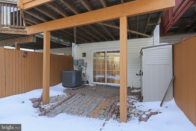 Building Photo - 12212 Densmore Ct