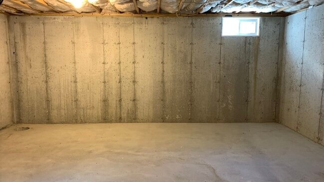 Building Photo - 500 Justin Dr