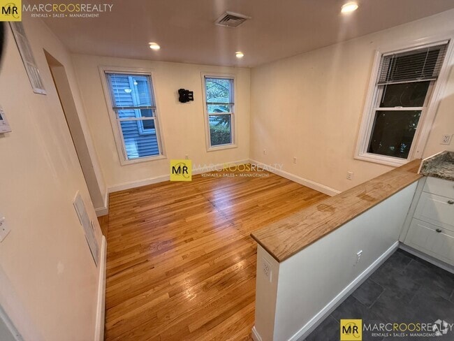 Building Photo - 12 Cheever Ct