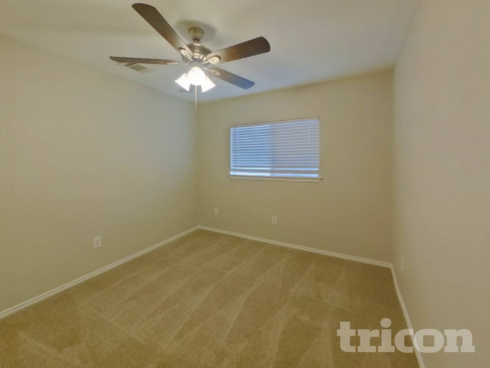 Building Photo - 4845 Leaf Hollow Dr