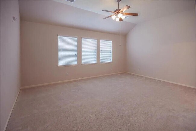 Building Photo - 8911 Willow Wind Ln