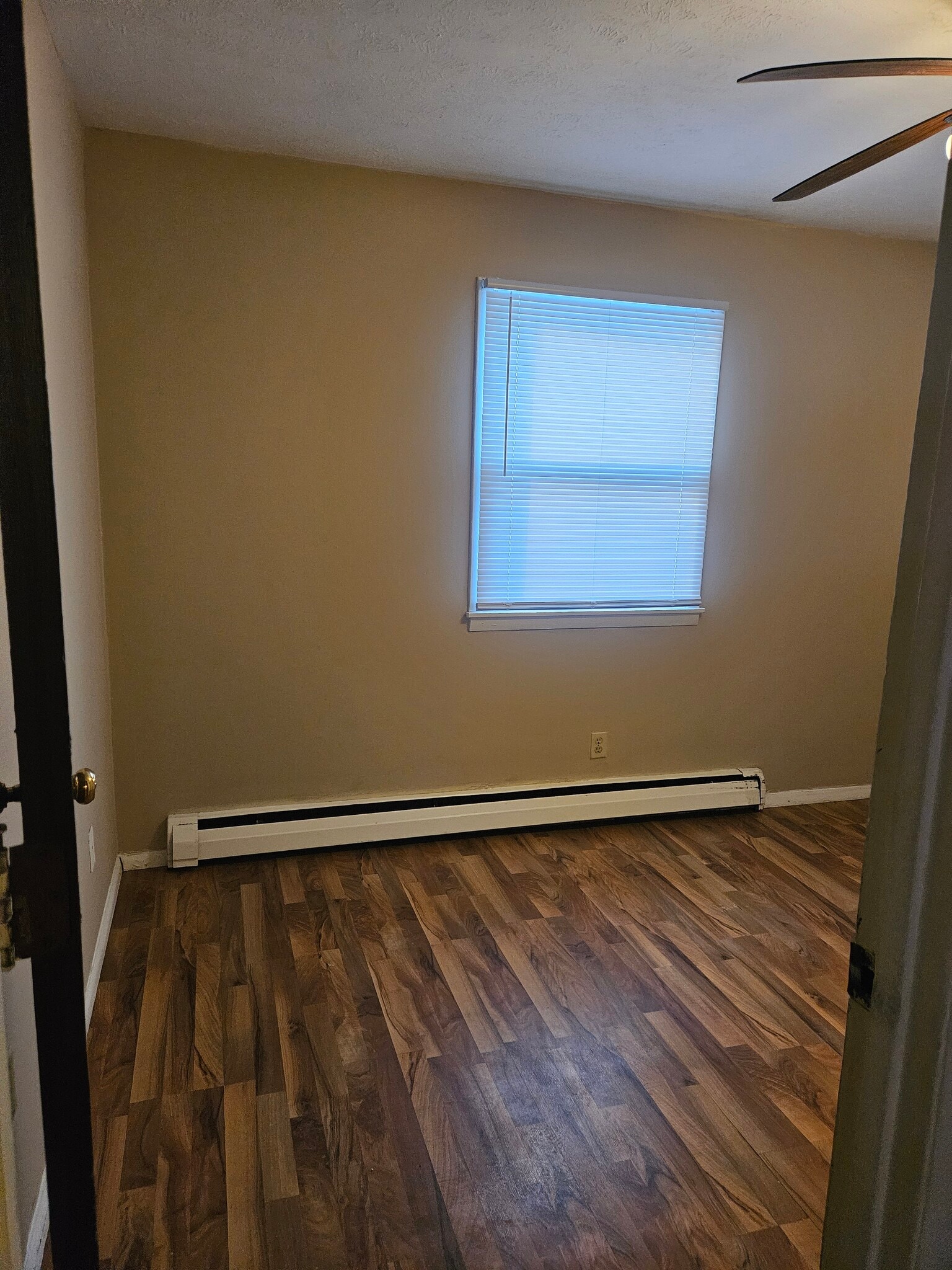 Building Photo - 105 College Park Ct