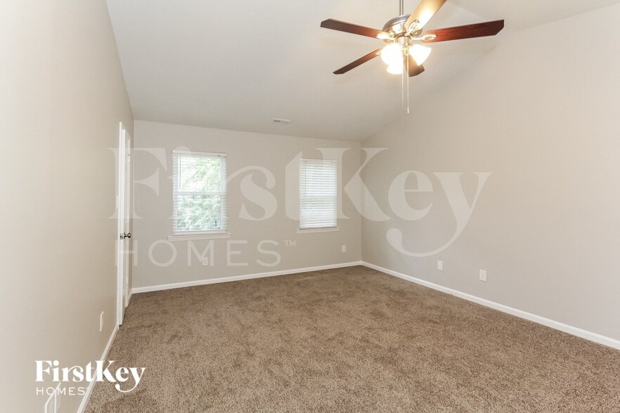 Building Photo - 10603 Par Cove Ln