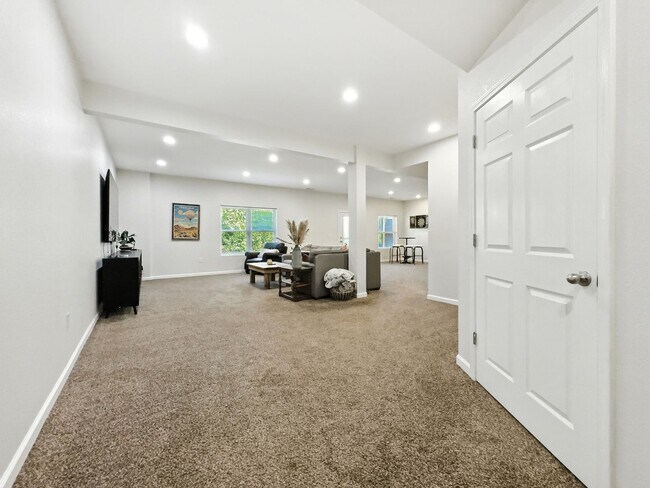 Building Photo - 4689 Inlet Ln