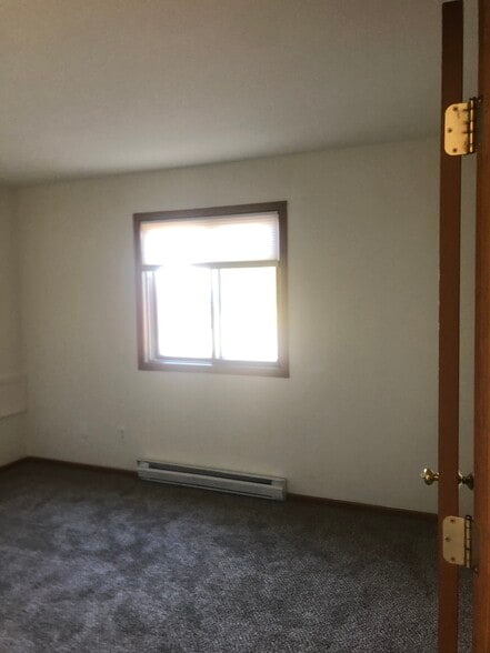 Building Photo - 142 Wolf Run