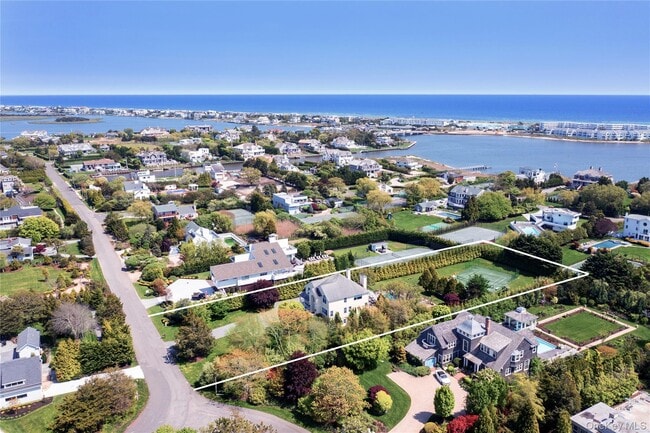 Building Photo - 7 Stillwaters Ln