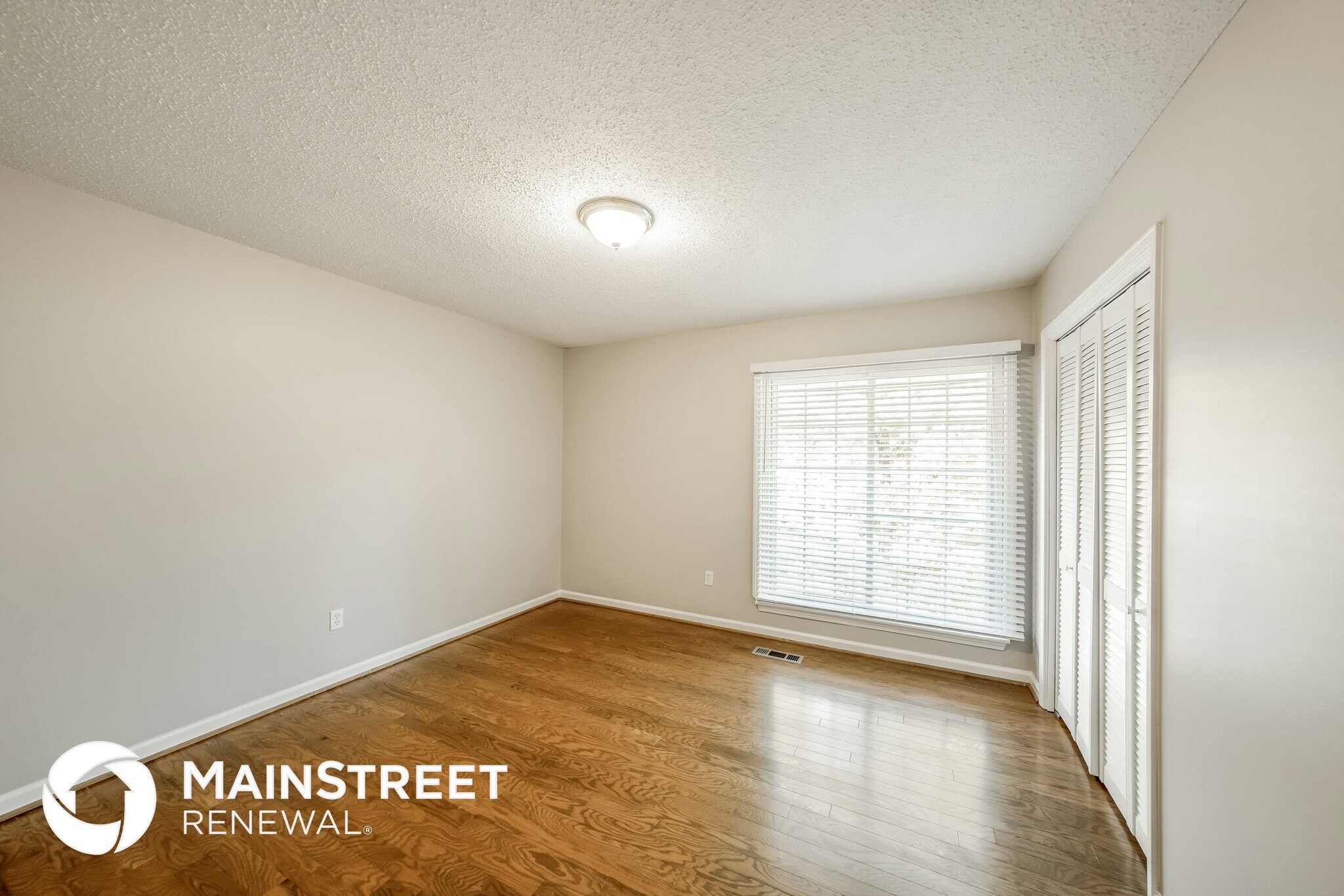 Building Photo - 1460 Cross Path Dr