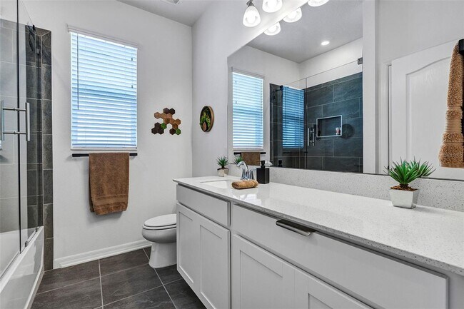 Building Photo - 2163 Bay Line Rd