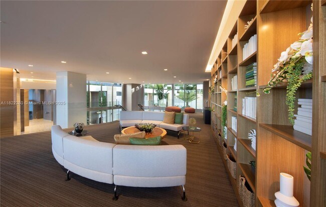Building Photo - 16385 Biscayne Blvd
