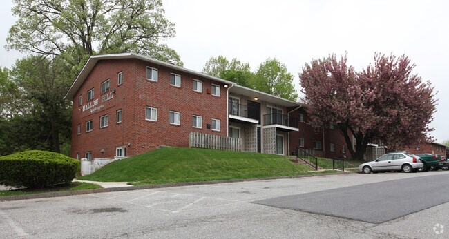 Exterior - Mallow at The Hills