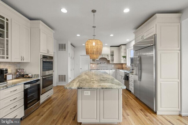 Building Photo - 38629 Liebchen Ln