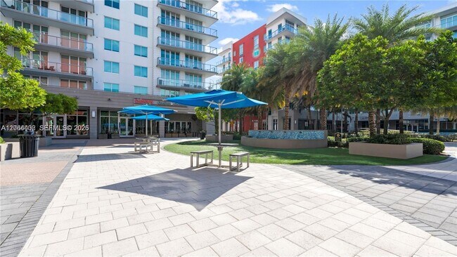 Building Photo - 7875 NW 107th Ave