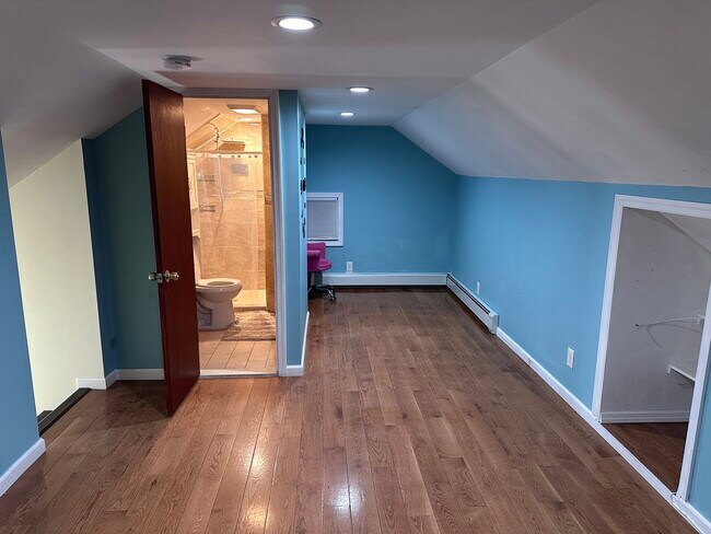 Building Photo - 8482 164th St