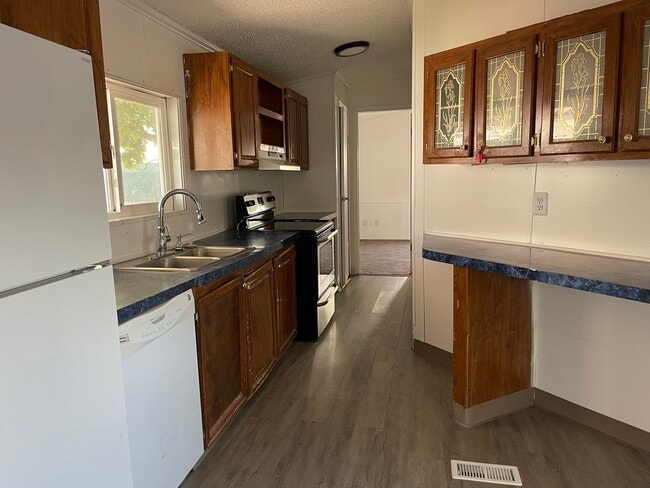 Building Photo - Welcome to the charming Riverdale Farms subdivision in Thornton, CO, where a delightful 3-bedroom...