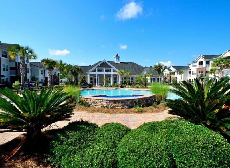 Building Photo - 594 Summerlake Cir