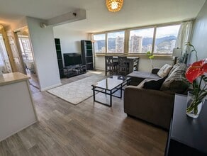 Building Photo - Island Colony 1-Bed 1-Bath, Sweeping Mountain Views, no parking
