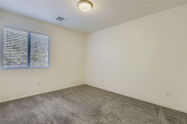 Building Photo - 2406 Miki Ct