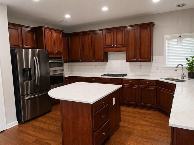 Building Photo - 3215 Warbler Way