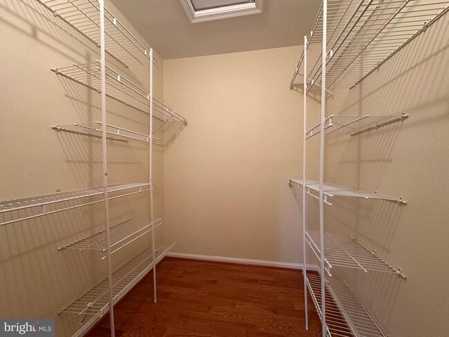 Building Photo - 5127 Kenside Ct