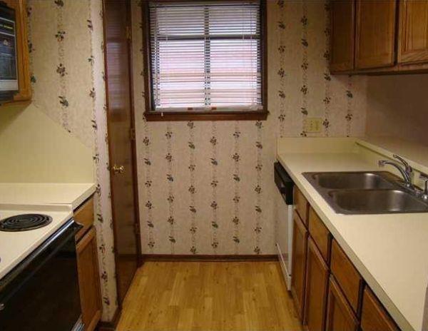 Building Photo - 4400 Hemingway Dr