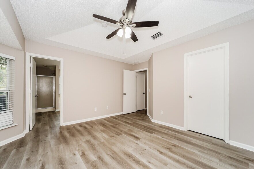 Building Photo - 9792 Chirping Way