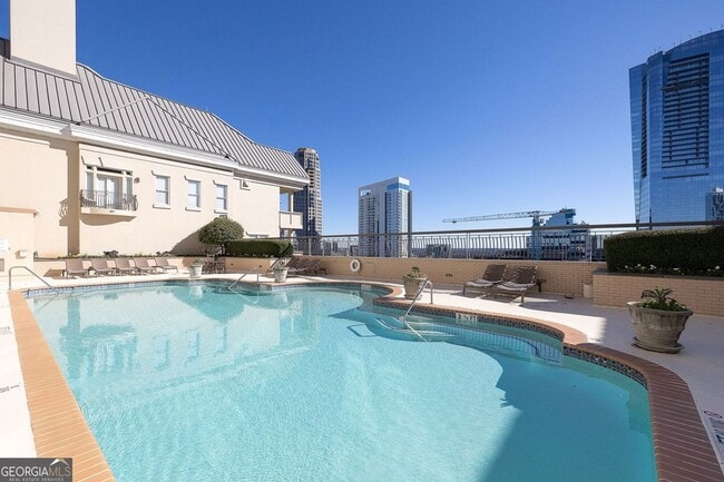 Building Photo - 3334 Peachtree Rd NE