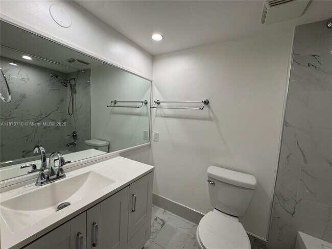 Building Photo - 1300 SW 122nd Ave