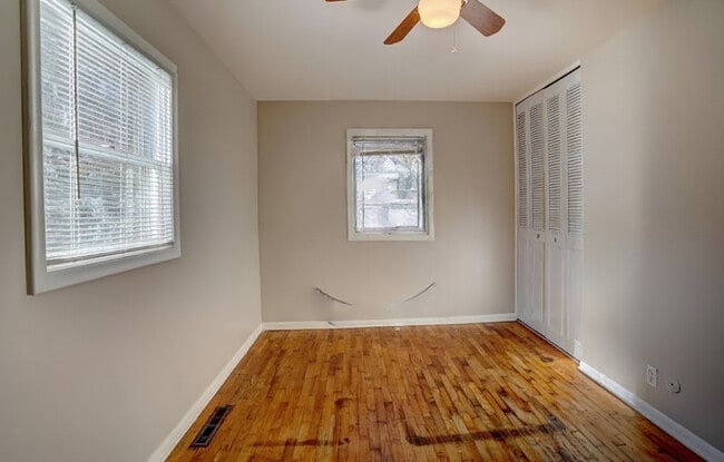 Building Photo - Cozy 2BR Home in Flint with Central AC, Washer/Dryer & Pet-Friendly for Only $800/Month!