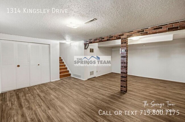 Building Photo - 1314 N Kingsley Dr